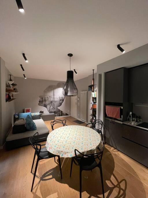 شقة Best Place In Bologna Next 2 Towers المظهر الخارجي الصورة